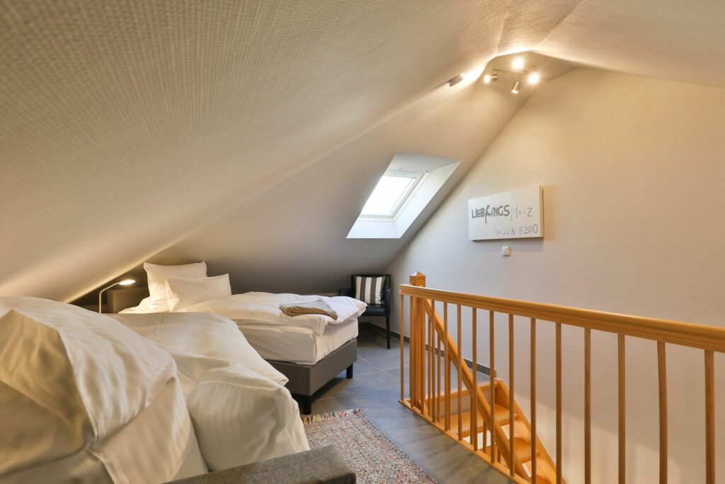 Dachgeschoss Einzelbetten in Ferienwohnung Hörnum