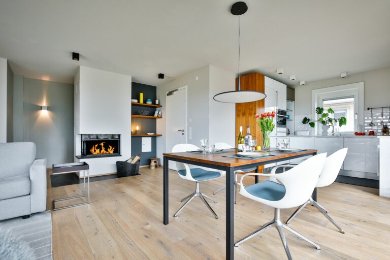 Esstisch in Ferienwohnung Hörnum