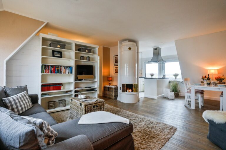 Wohnzimmer mit Kamin Ferienwohnung Hörnum