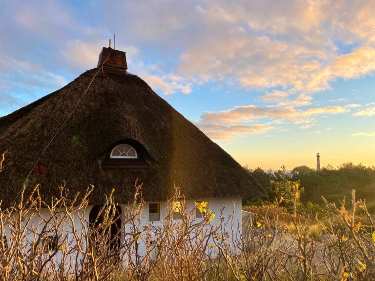 Haus mit Reetdach auf Sylt