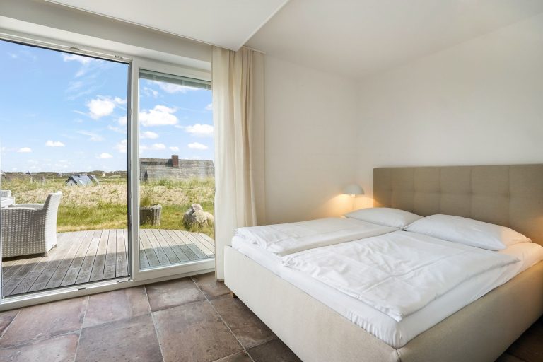 Schlafzimmer einer Ferienwohnung auf Sylt