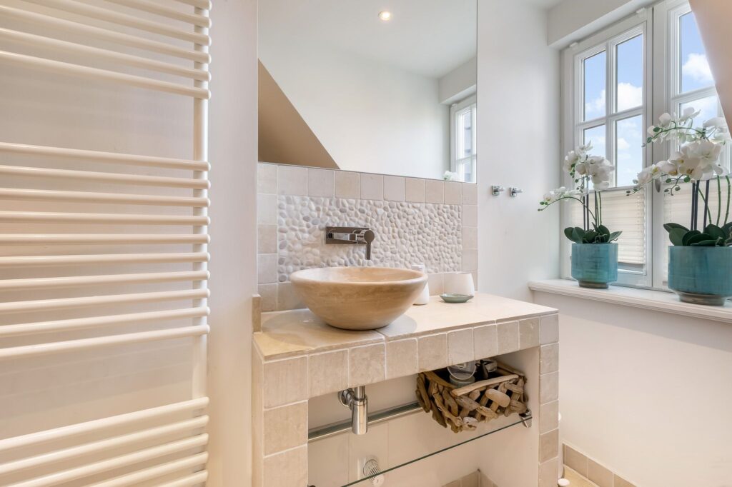 Badezimmer einer Ferienwohnung auf Sylt