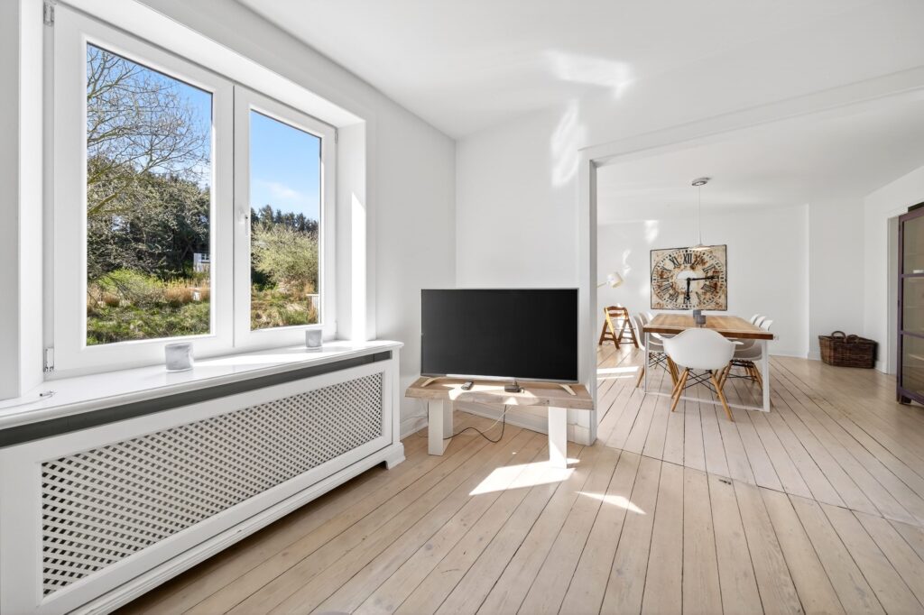 Wohn- und Essbereich einer Ferienwohnung auf Sylt