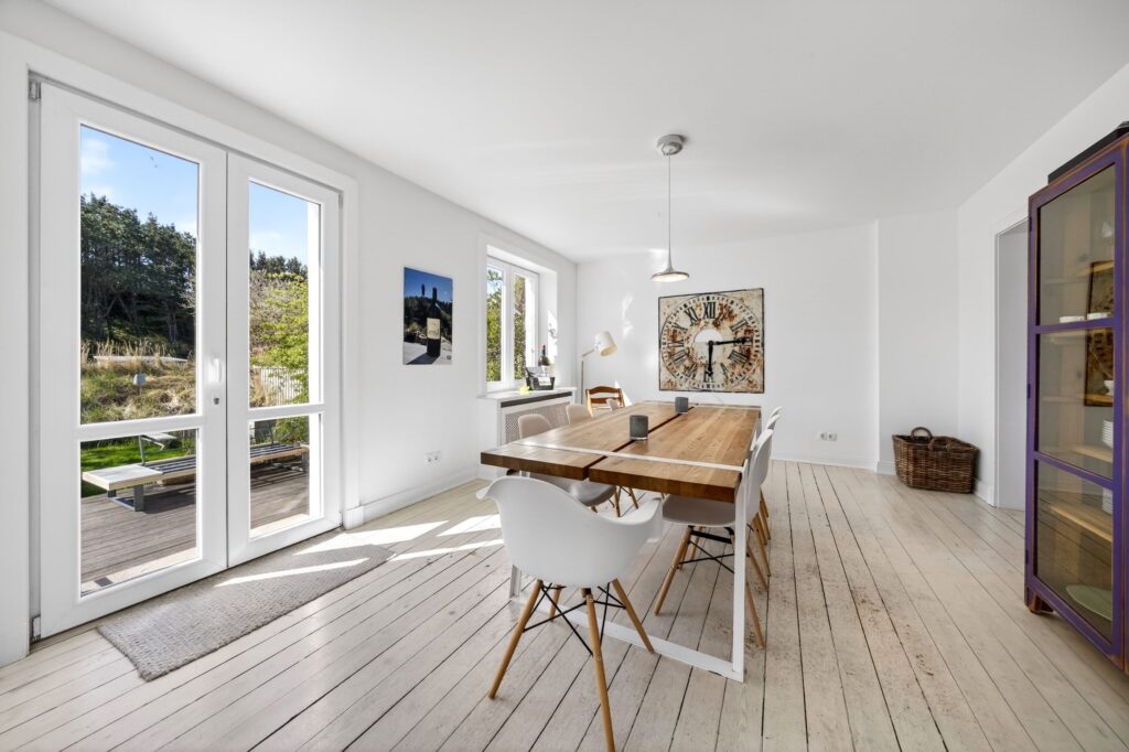 Esstisch einer Ferienwohnung auf Sylt