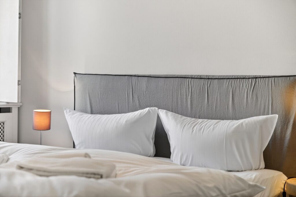Schlafzimmer einer Ferienwohnung auf Sylt