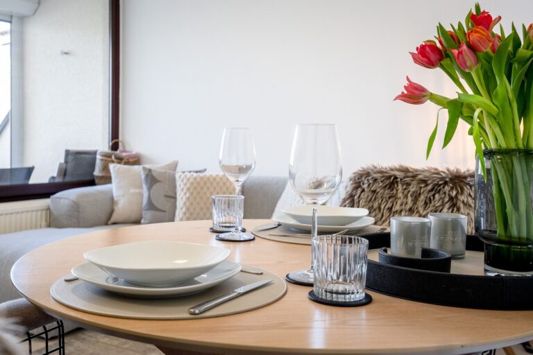 Esstisch einer Ferienwohnung auf Sylt