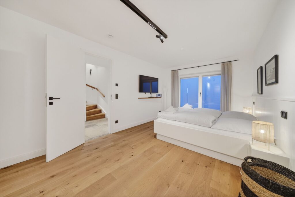 Schlafzimmer einer Ferienwohnung auf Sylt