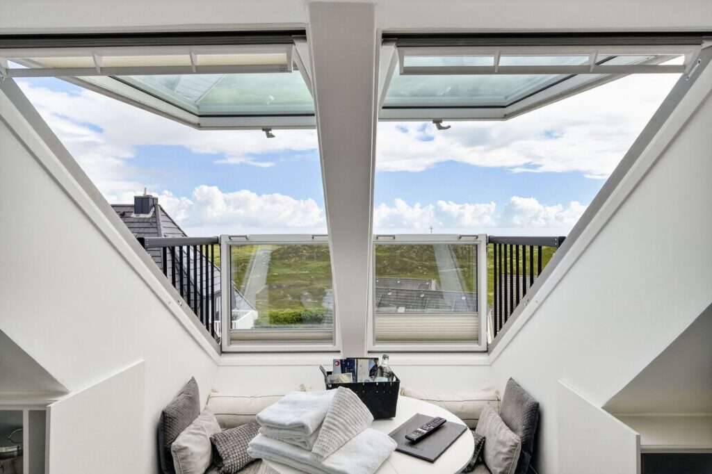 Fensterblick aus einer Ferienwohnung auf Sylt