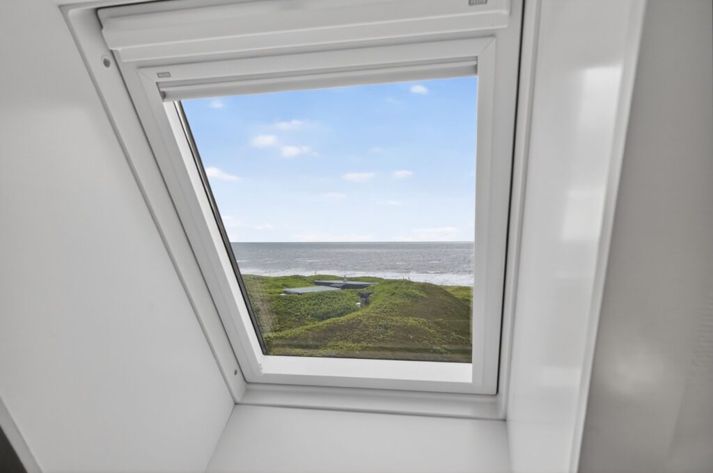 Fensterblick aus einer Ferienwohnung auf Sylt