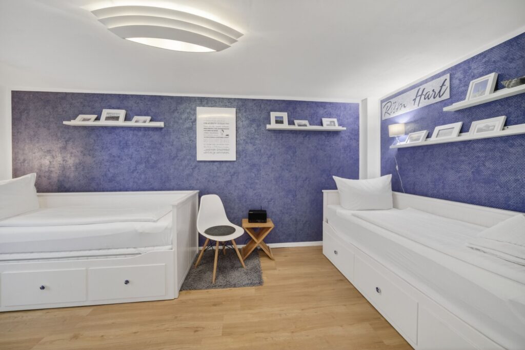 Schlafzimmer einer Ferienwohnung auf Sylt