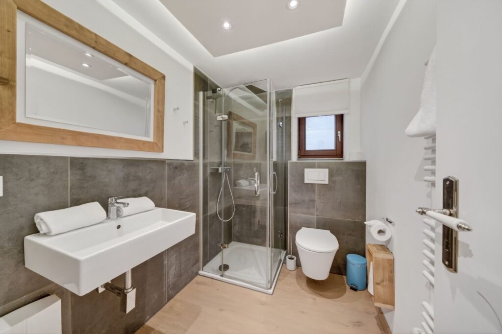 Badezimmer einer Ferienwohnung auf Sylt