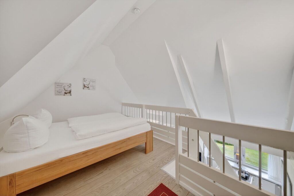 Schlafzimmer einer Ferienwohnung auf Sylt
