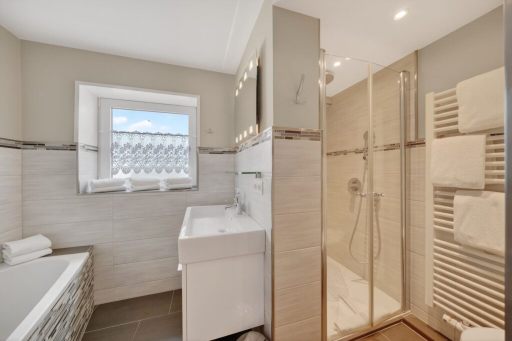 Badezimmer einer Ferienwohnung auf Sylt