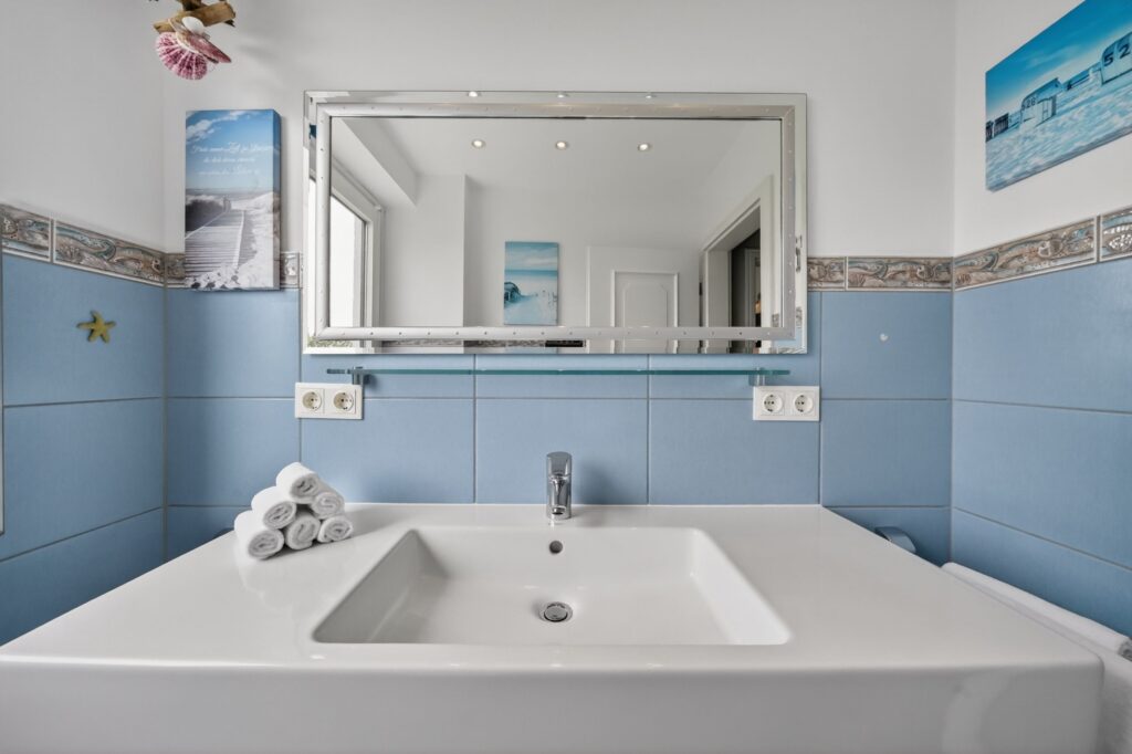Badezimmer einer Ferienwohnung auf Sylt