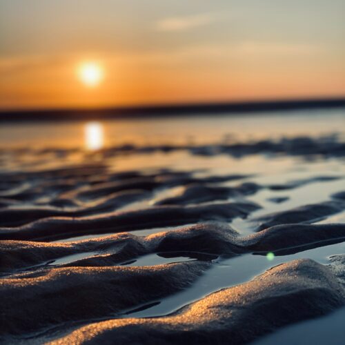Ebbe bei Sonnenuntergang